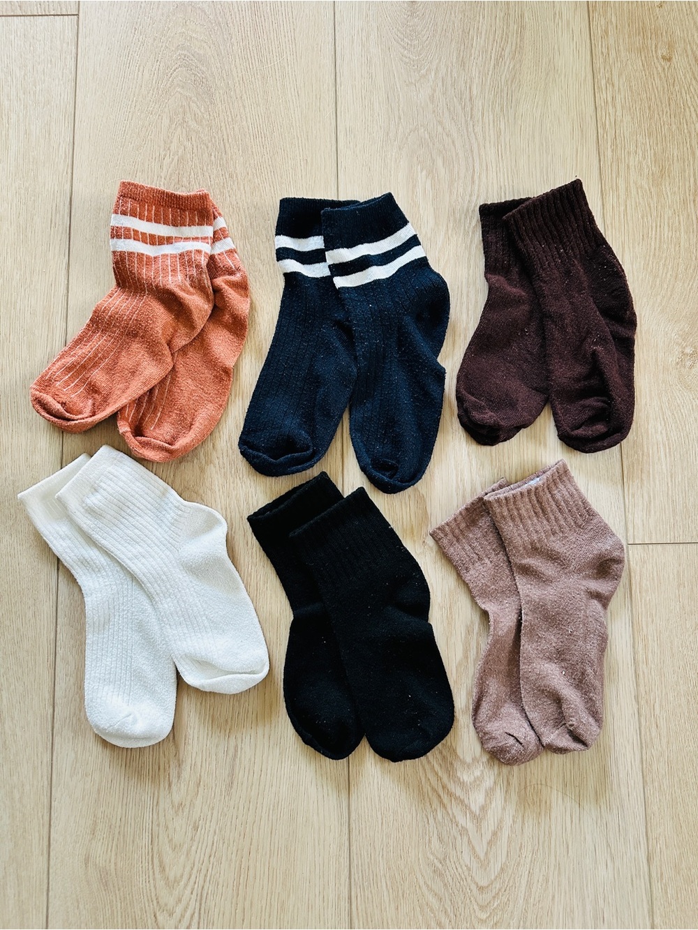 Mixed Women's Ankle Socks - 6 Pairs in Rust, Navy, Brown, White, Black, Mauve